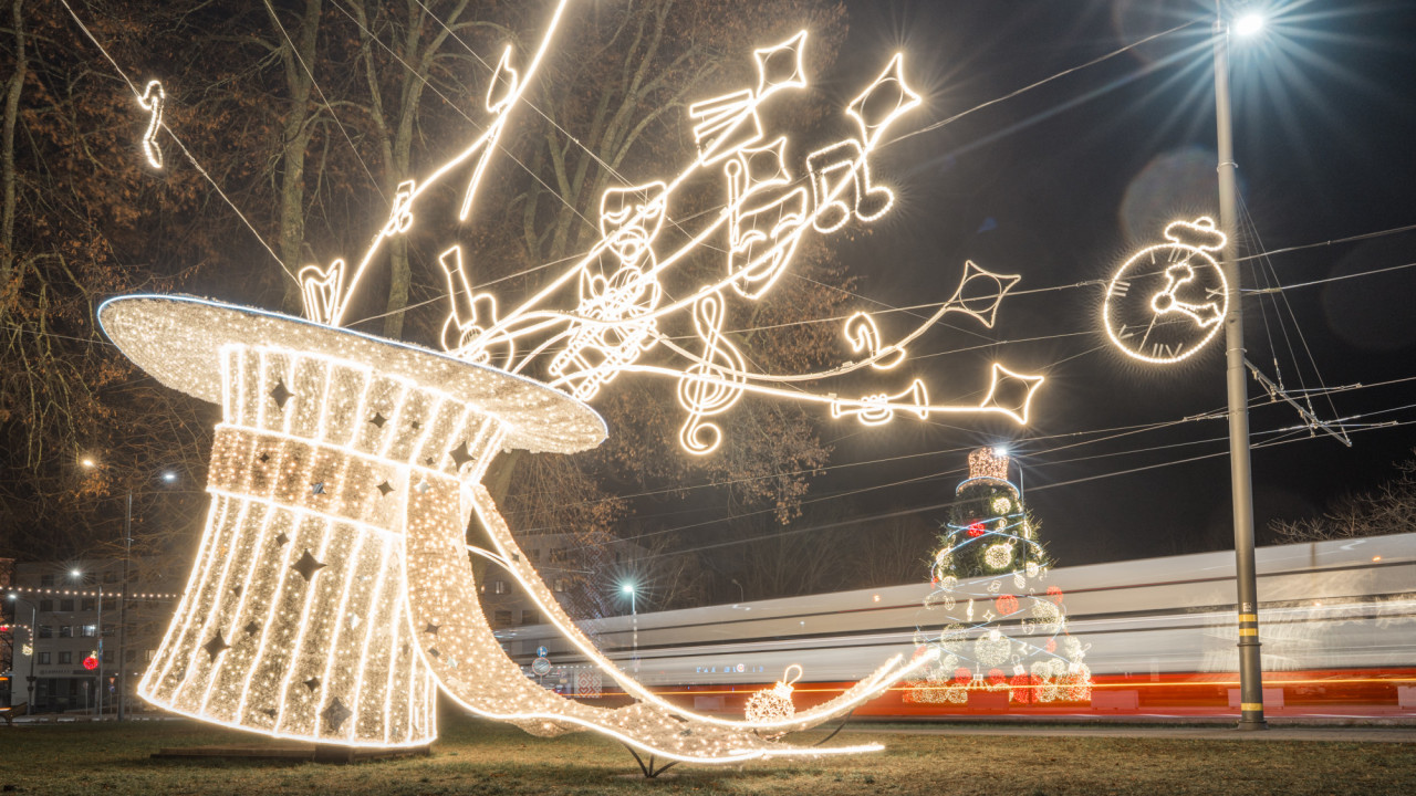 Ziemassvētku laikā sabiedriskais transports Liepājā kursēs pēc brīvdienu saraksta