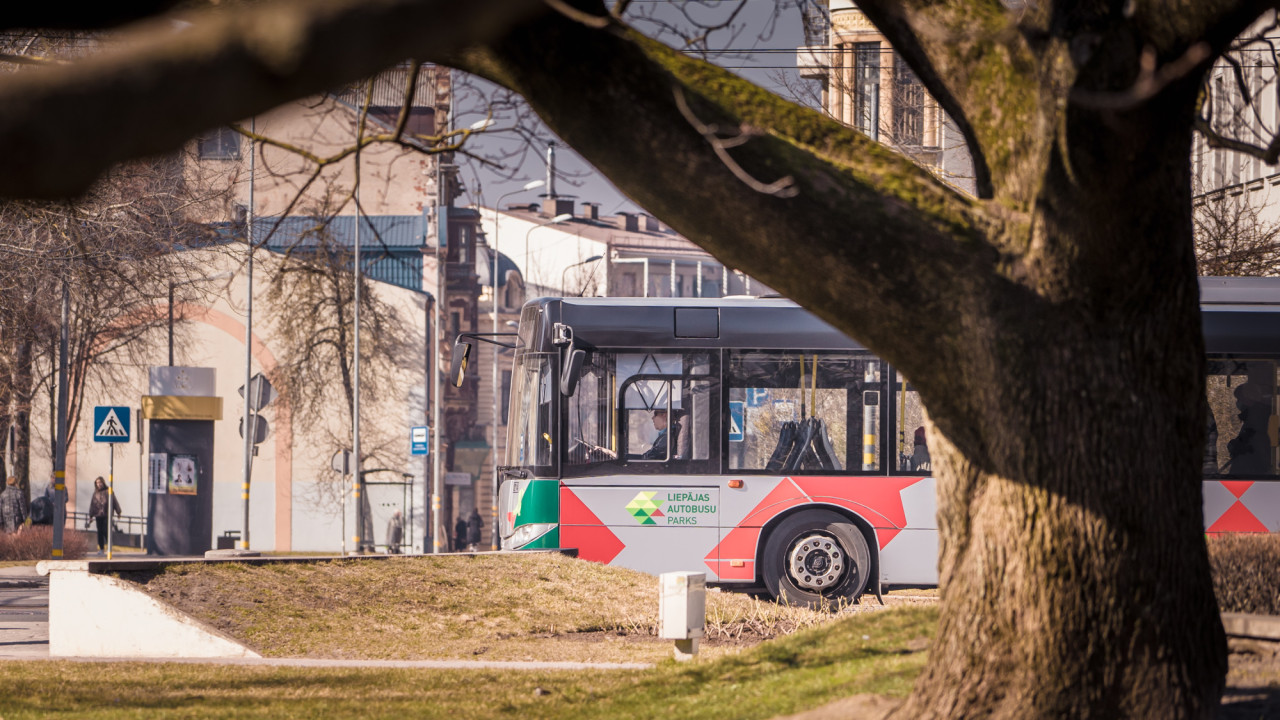 Liepājas sabiedriskais transports pāriet uz vasaras sezonas kustības sarakstiem