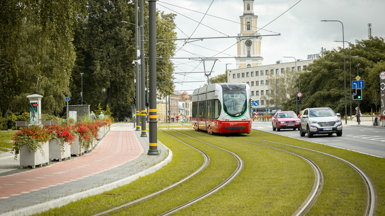 Sabiedriskais transports sāks kursēt pēc rudens kustību sarakstiem