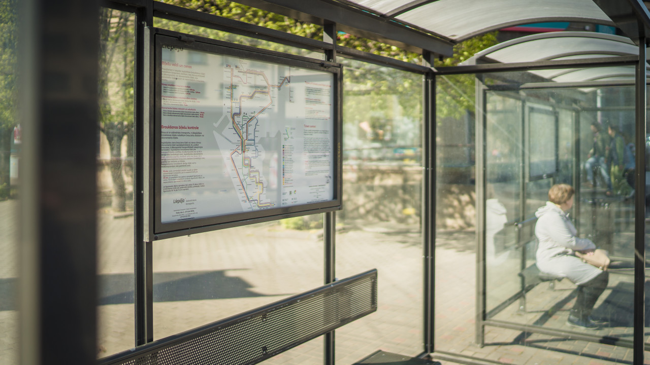 Par sabiedriskā transporta kustību brīvdienās